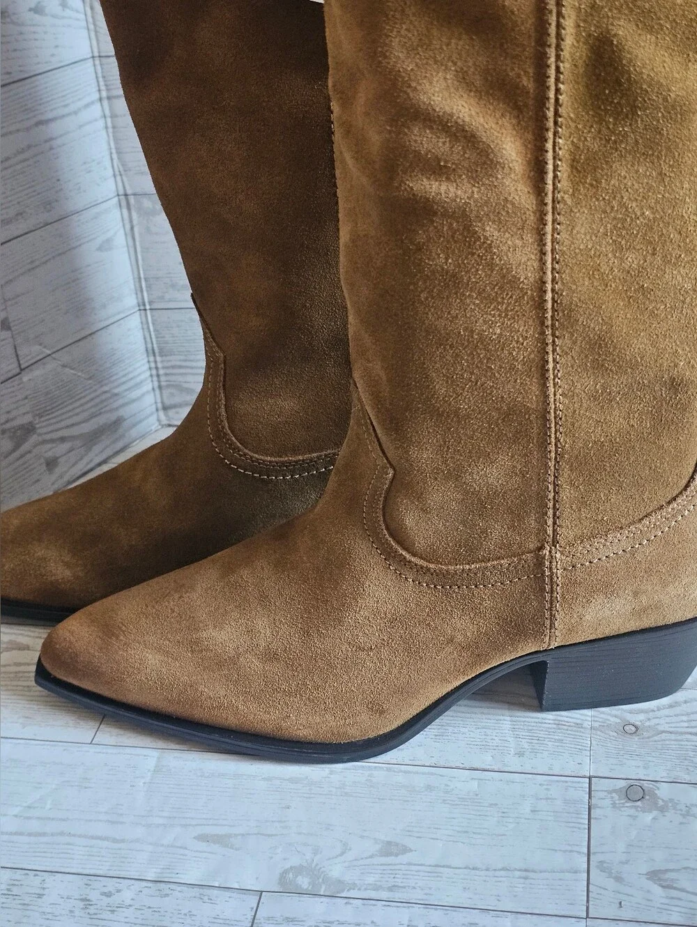 Zara brand style